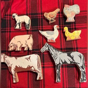Vintage wood board farm animals, set of 8